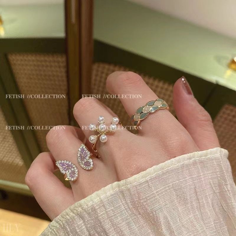 Baroque Pearl Exquisite Female Niche Design High-grade White Fritillaria Opening Adjustable Dieting Ring Retro Ring