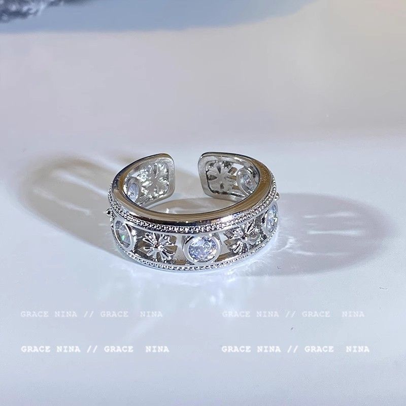 Saturn Girl! Flash Diamond Planet Ring Women's Light Luxury Niche Design Couple's Index Finger Ring Cold Style High Sense